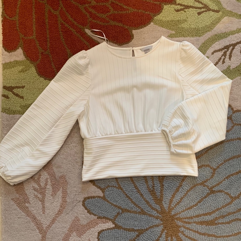 NWOT H&M womens top